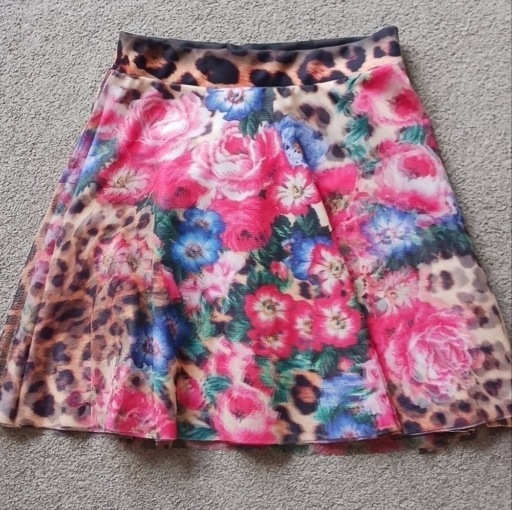 RUE 21 PRINTED MESH OVER FLORAL AND LEOPARD PRINT SKIRT